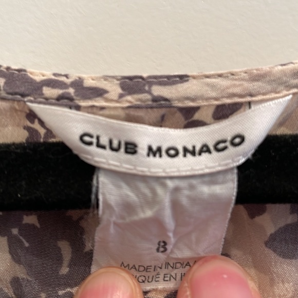 Club Monaco flower print dress w cinched waist. - Picture 2 of 3